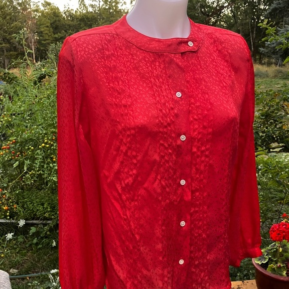 1980’s Weathervane blouse with shoulder pads and pleats size 8 - Picture 3 of 10